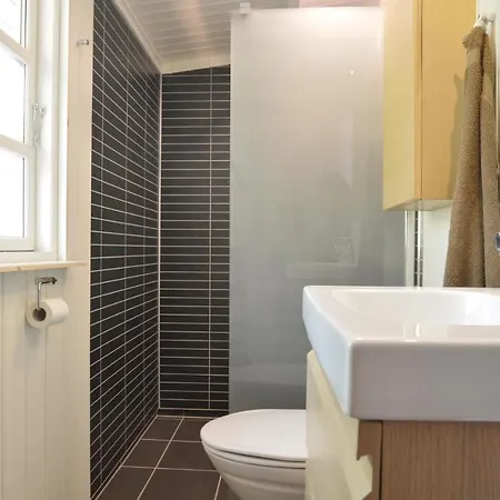 別荘 Five-bedroom In